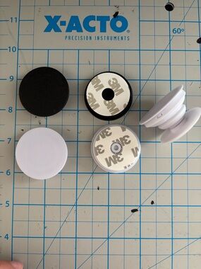 X-ACTO Branded Round Adhesive Phone Pop Grip - White & Black
